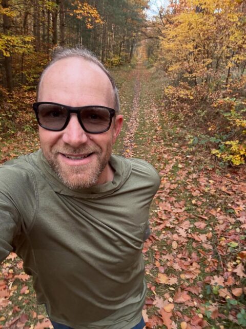 Hometrails around Halloween. Run and bike and a good alternative to my Computer.
Looking forward to next week and the first lectures about my European Connection Trail: Fahrrad - Freiheit - Europa. 
👉 06.11. Ulm 17 Uhr im @globetrotterde @clubhuette 
👉 07.11. Augsburg 17 Uhr im Globetrotter 
.
#bikepacking #vortrag #europeanconnectiontrail #fahrradfreiheiteuropa #europe