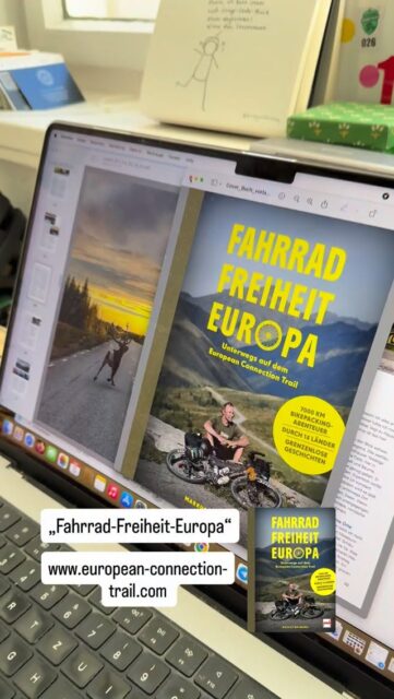 Ziellinie für Film und Buch. Für Vorträge bin ich ab 12. März Deutschlandweit unterwegs unter dem Titel: Fahrrad-Freiheit-Europa - unterwegs auf dem „European Connection Trail“. Am besten ihr schaut auf meiner Homepage vorbei www.european-connection-trail.com
.
#europeanconnectiontrail #ect #peopleofeurope 

#Fjallraven #globetrotter